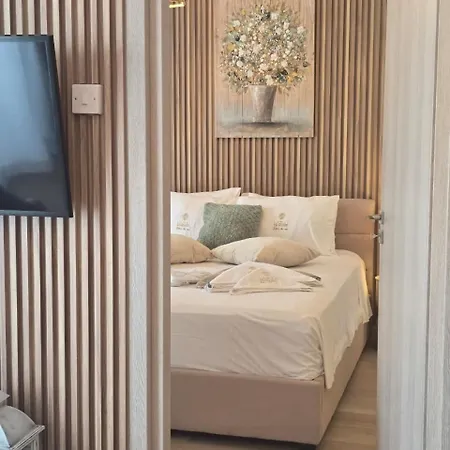 Apartament Lazuli Beachfront Sea View Ap 37
