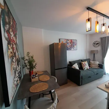 Lazuli Beachfront Sea View Ap 37 Larnaca