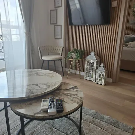 Lazuli Beachfront Sea View Ap 37