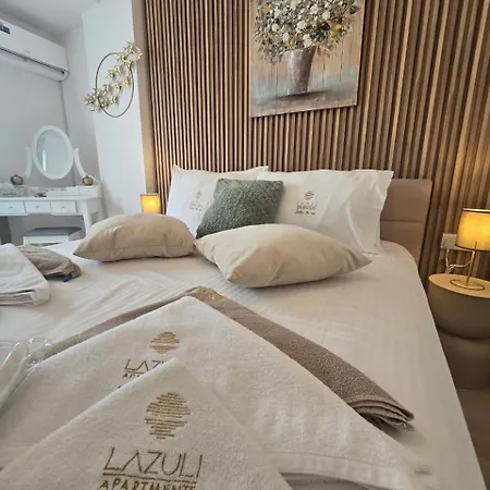 Apartament Lazuli Beachfront Sea View Ap 37 *